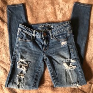American eagle ripped jeans